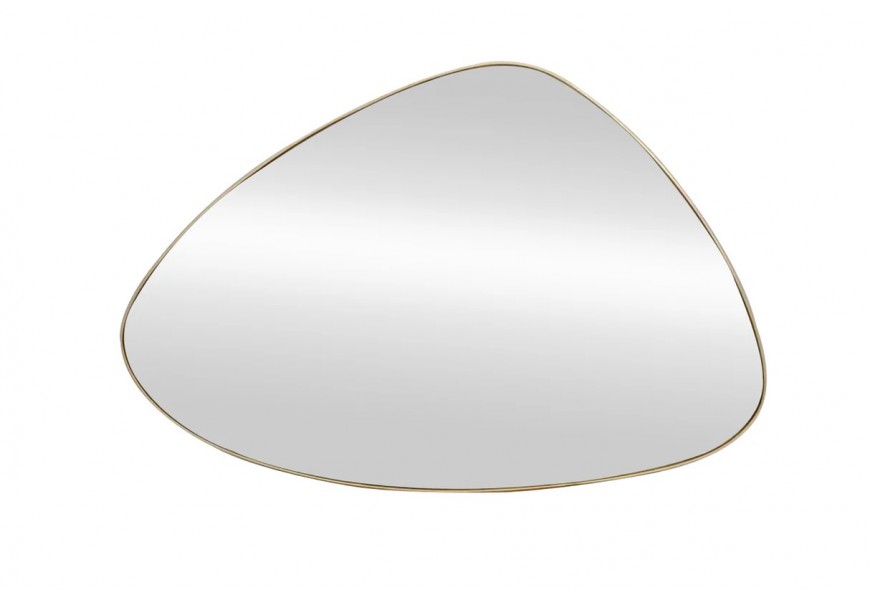 &Scaron;t&yacute;lov&eacute; art deco z&aacute;vesn&eacute; zrkadlo Junisa so zlat&yacute;m tenk&yacute;m r&aacute;mom v atypickom trojuholn&iacute;kovom tvare s obl&yacute;mi rohmi 85 cm