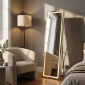 Modern&eacute; glamour stojace zrkadlo Leanor s obdĺžnikov&yacute;m zlat&yacute;m kovov&yacute;m r&aacute;mom a LED osvetlen&iacute;m 160 cm