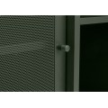 Modern&yacute; industri&aacute;lny pr&iacute;born&iacute;k Vejle s dvomi perforovan&yacute;mi dvierkami a policami z kovu v olivovej zelenej farbe 160 cm