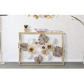 Dizajnov&yacute; glamour zlat&yacute; konzolov&yacute; stol&iacute;k Floral s obdĺžnikovou zrkadlovou doskou a kovovou podstavou s flor&aacute;lnym zdoben&iacute;m 114 cm