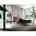 Dreven&yacute; nočn&yacute; stol&iacute;k Forma Moderna v preveden&iacute; biely mramor 55cm