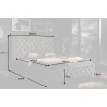 Luxusn&aacute; chesterfield manželsk&aacute; posteľ Kreon s tmavosiv&yacute;m zamatov&yacute;m poťahom a s vysok&yacute;m čelom 180x200cm