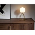 Luxusn&aacute; modern&aacute; stoln&aacute; lampa Lunaria s bielym sklenen&yacute;m tienidlom v tvare gule a zlatou kovovou podstavou 35 cm