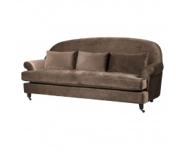 Art deco &scaron;t&yacute;lov&aacute; trojmiestna sedačka na kolieskach Taupe v hnedej farbe so zamatov&yacute;m poťahom s klasick&yacute;m a retro n&aacute;dychom