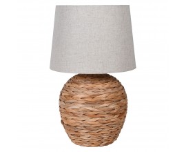 &Scaron;t&yacute;lov&aacute; ratanov&aacute; stoln&aacute; lampa Ratt v hnedej farbe so sivo b&eacute;žov&yacute;m ľanov&yacute;m tienidlom 68 cm
