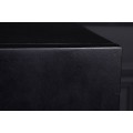 &Scaron;t&yacute;lov&yacute; &scaron;tvordverov&yacute; art deco n&aacute;stenn&yacute; tv stol&iacute;k Cumbria v čiernej farbe so zdoben&yacute;m zlat&yacute;m reli&eacute;fom na dvierkach 180 cm 