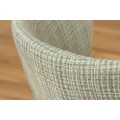 Dizajnov&aacute; retro jed&aacute;lensk&aacute; stolička Olive v jemnej pastelovej zelenej farbe s čiernymi nožičkami 75 cm 