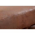 Chesterfield obdĺžnikov&aacute; hned&aacute; kožen&aacute; čal&uacute;nen&aacute; pre&scaron;&iacute;van&aacute; taburetka Modern Barock s čiernymi kovov&yacute;mi matn&yacute;mi nožičkami 90 cm 