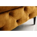 &Scaron;t&yacute;lov&aacute; chesterfield horčicov&aacute; žlt&aacute; čal&uacute;nen&aacute; taburetka Modern Barock s pre&scaron;&iacute;van&yacute;m poťahom a čiernymi kovov&yacute;mi nožičkami 92 cm
