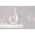 Dizajnov&aacute; glamour kovov&aacute; v&aacute;za Vlna v striebornej farbe s asymetrickou zatočenou siluetou 48 cm