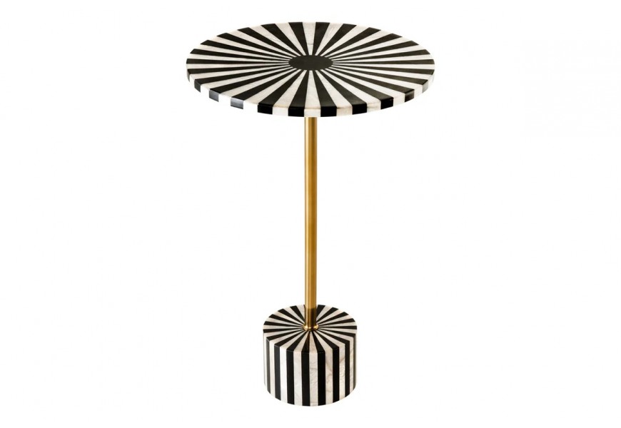 Art deco okr&uacute;hly pr&iacute;ručn&yacute; stol&iacute;k Hypnotique s čiernobielym vykladan&iacute;m s intarziou a zlatou kovovou tyčou 55 cm