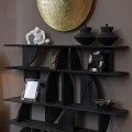 Luxusn&yacute; art deco čierny geometrick&yacute; reg&aacute;l Obsidian so &scaron;tyrmi poličkami z recyklovan&eacute;ho dreva 160 cm