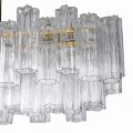 Luxusn&yacute; glamour obdĺžnikov&yacute; luster Ayva so sklenen&yacute;m tienidlom a kovovou zlatou kon&scaron;trukciou 132 cm