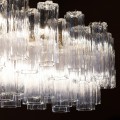 Luxusn&yacute; glamour obdĺžnikov&yacute; luster Ayva so sklenen&yacute;m tienidlom a kovovou zlatou kon&scaron;trukciou 132 cm