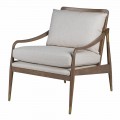 Luxusné art deco dizajnové kreslo Oscar s čalúnenou sedacou časťou a opierkou s textilným poťahom v béžovej farbe s dreveným masívnym rámom v hnedej farbe so zlatými kovovými detailmi s ratanovým výpletom s viedenským vzoroch na chrbtovej opierke